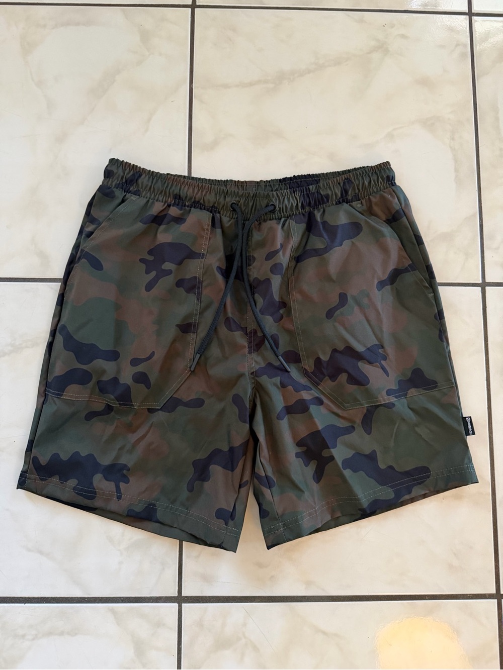 South Pole Men's Camo Drawstring Athletic Shorts - Green & Dark Green